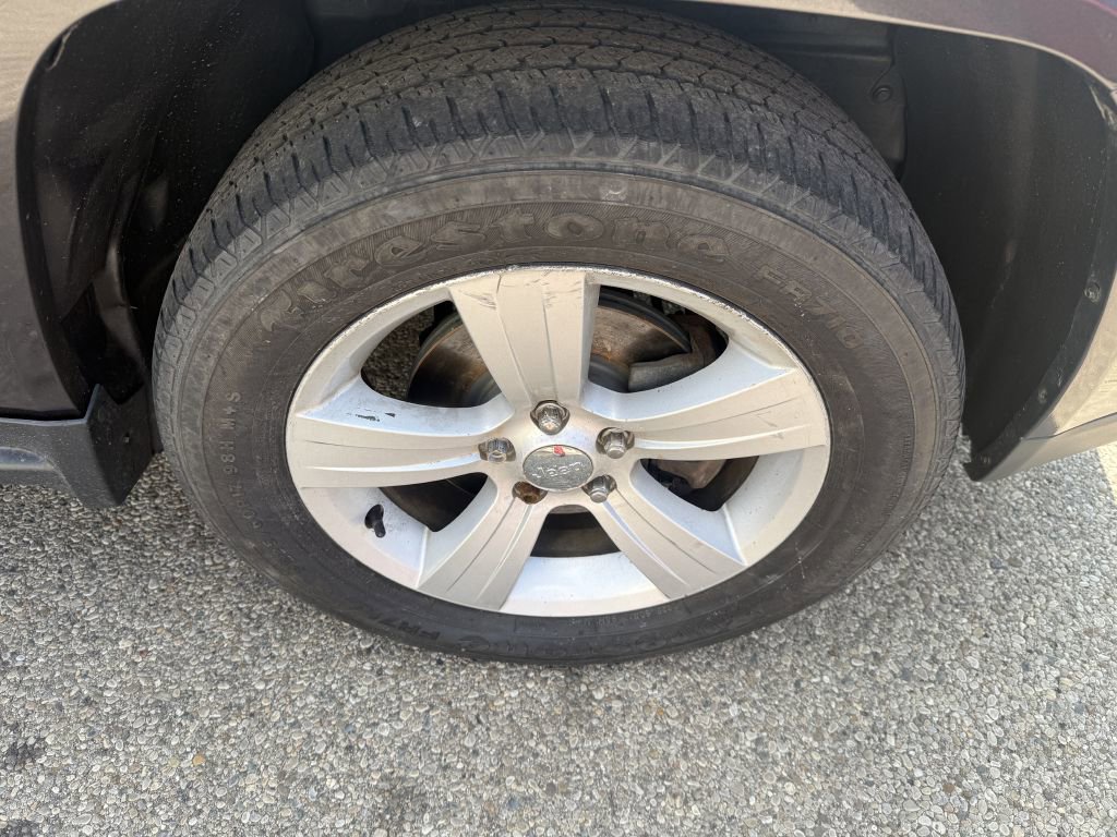 Used 2015 Jeep Compass High Altitude image 22