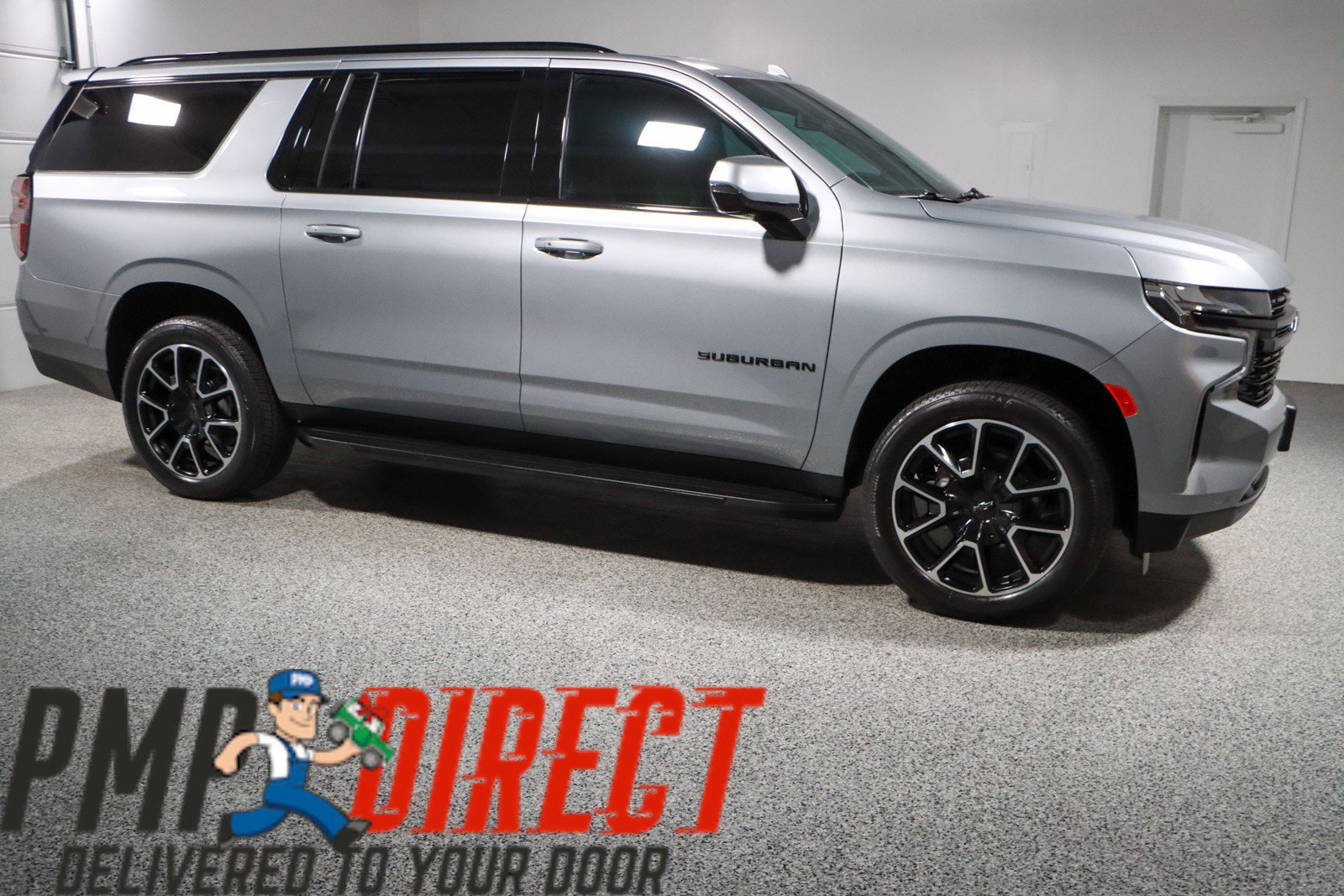 Used 2024 Chevrolet Suburban RST w/ Luxury Package image 6