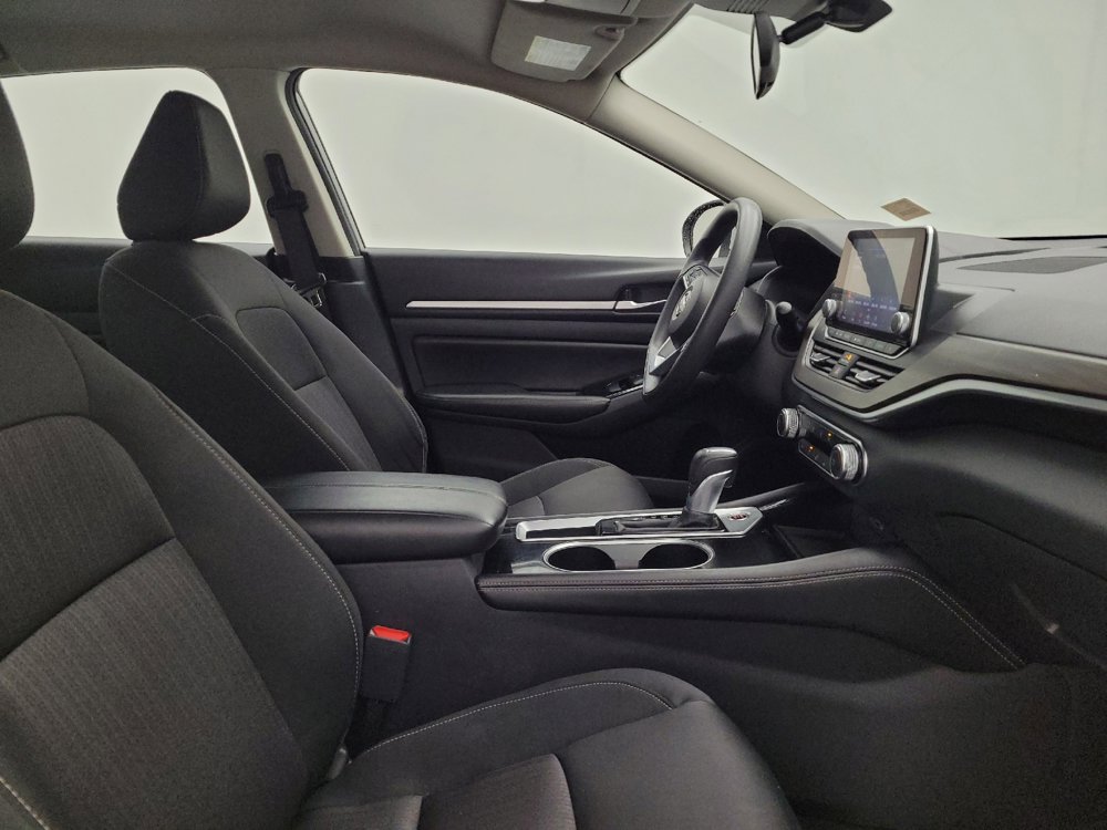 Used 2023 Nissan Altima 2.5 SV image 21
