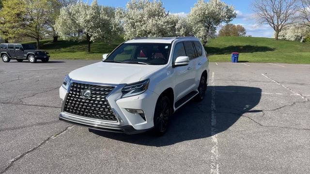 Used 2022 Lexus GX 460 Luxury w/ Sport Design Package AWD/4WD image 44