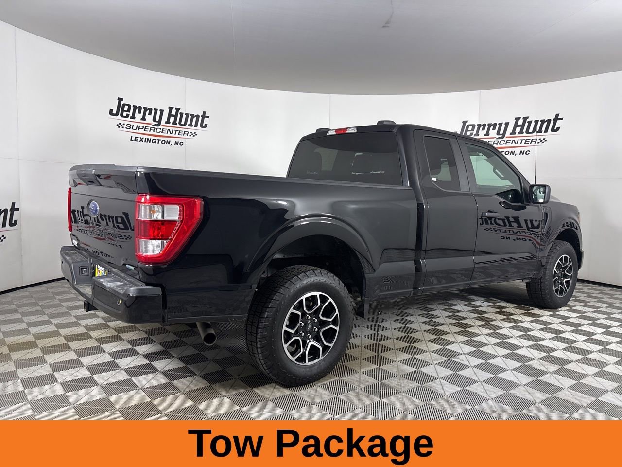 Used 2023 Ford F150 XL w/ STX Appearance Package image 5