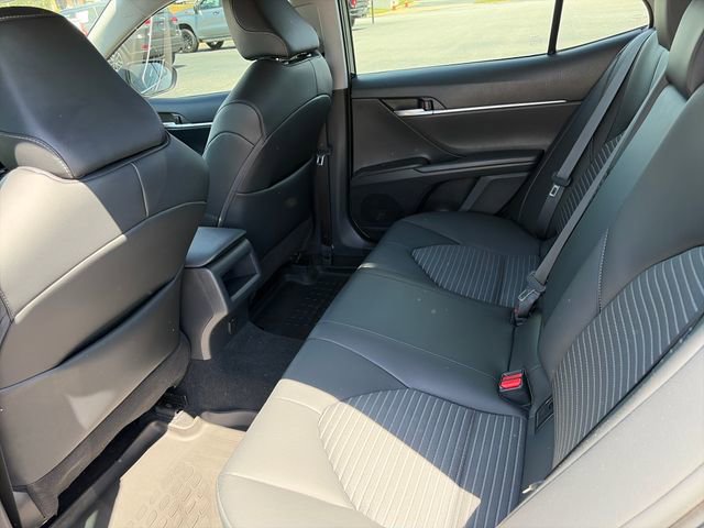 Used 2023 Toyota Camry SE FWD image 14