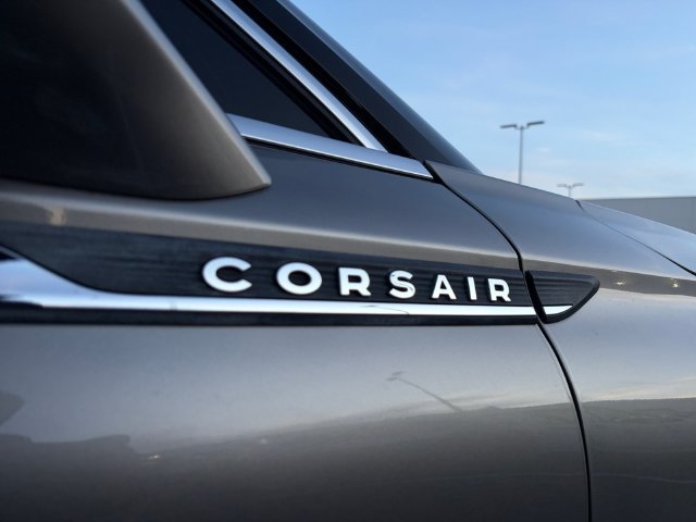 Used 2020 Lincoln Corsair Reserve w/ Equipment Group 201A AWD/4WD image 24