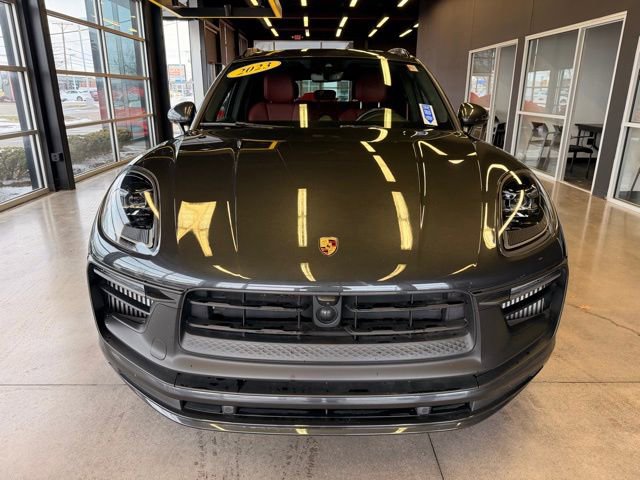 Used 2023 Porsche Macan GTS image 2