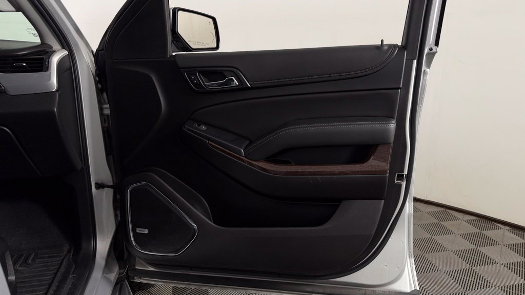 Used 2020 GMC Yukon SLT AWD/4WD image 34