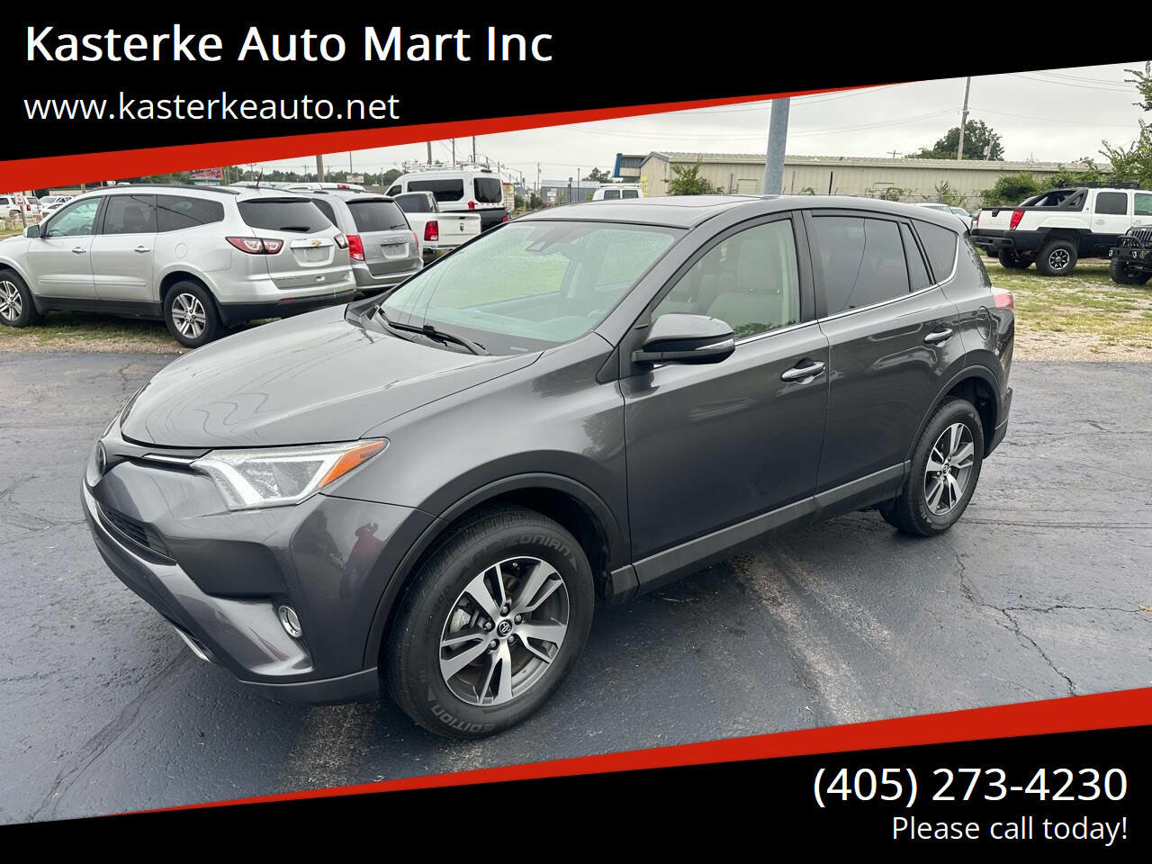 Used 2018 Toyota RAV4 XLE w/ Carpet Mat Package