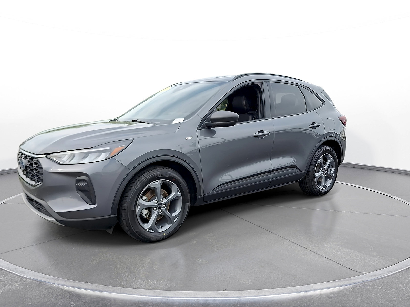 Used 2025 Ford Escape ST-Line FWD image 4