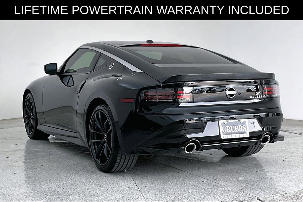 Used 2025 Nissan Z Performance w/ Floor Mat Package RWD image 16