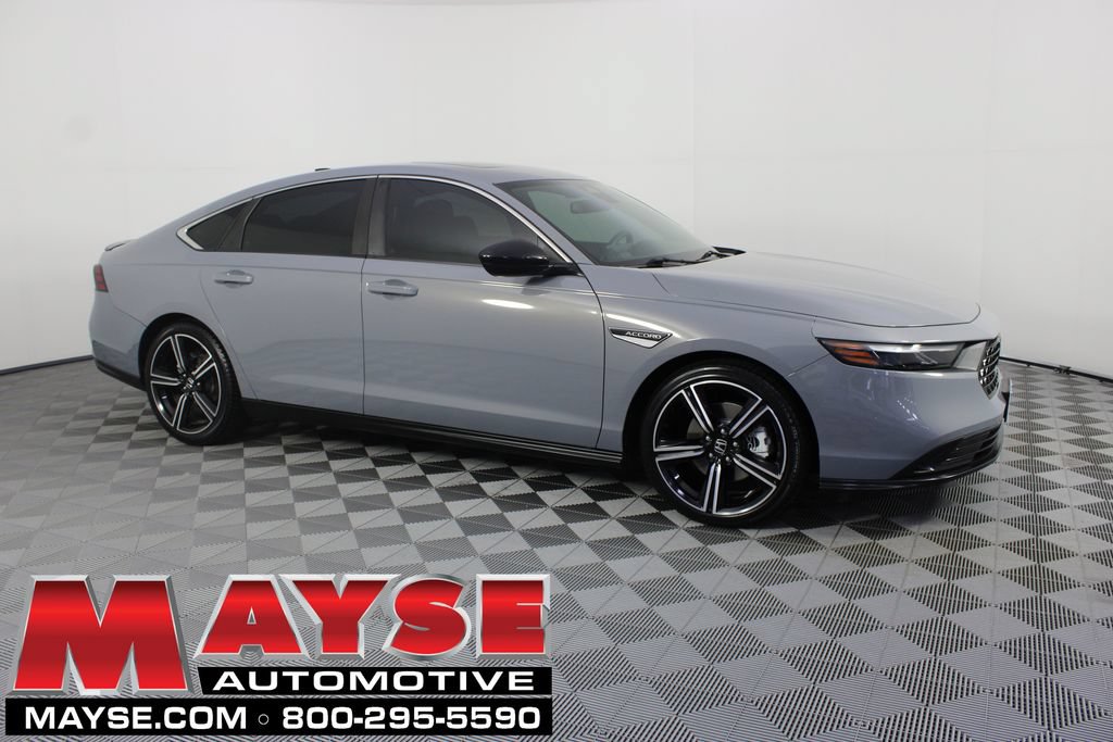 Used 2023 Honda Accord Sport image 1