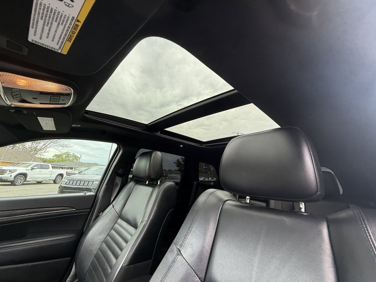 Used 2019 Jeep Grand Cherokee Limited X image 22