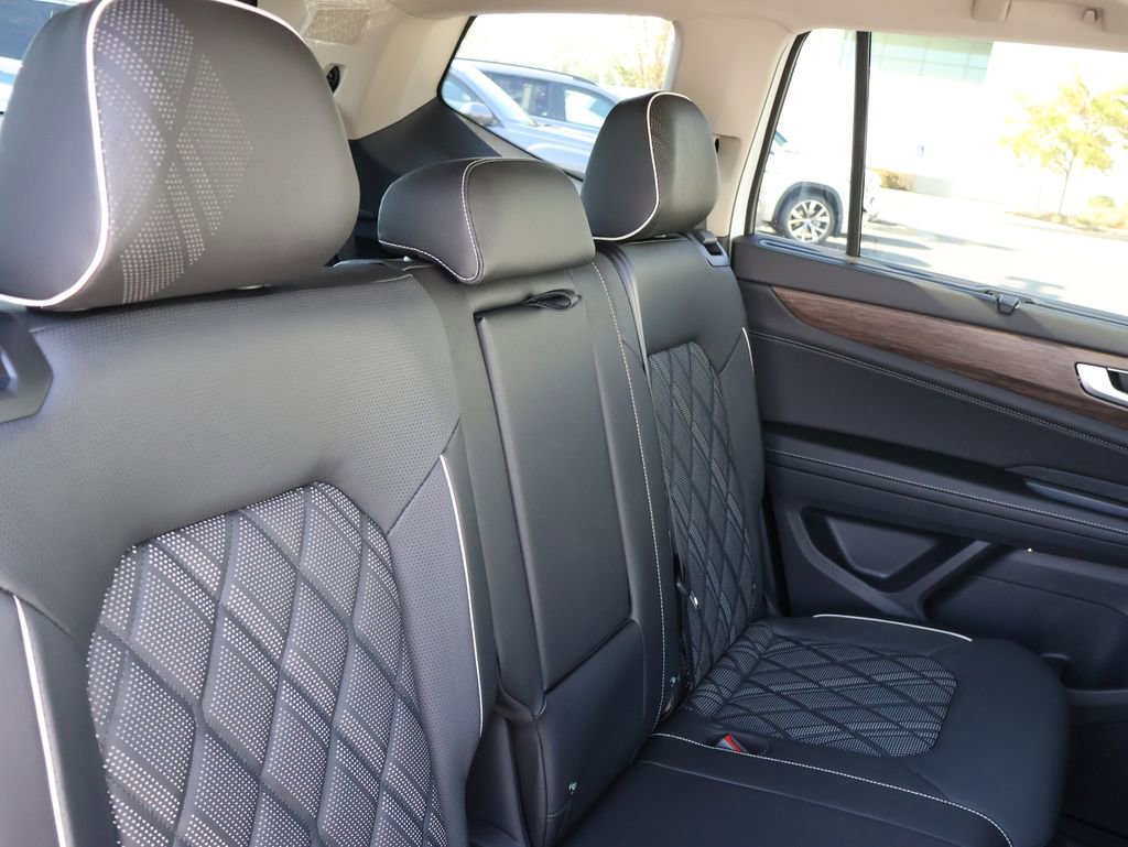 New 2026 Volkswagen Atlas SEL Premium R-Line image 17