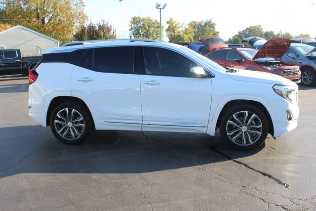 Used 2020 GMC Terrain Denali w/ LPO, Floor Liner Package FWD image 14