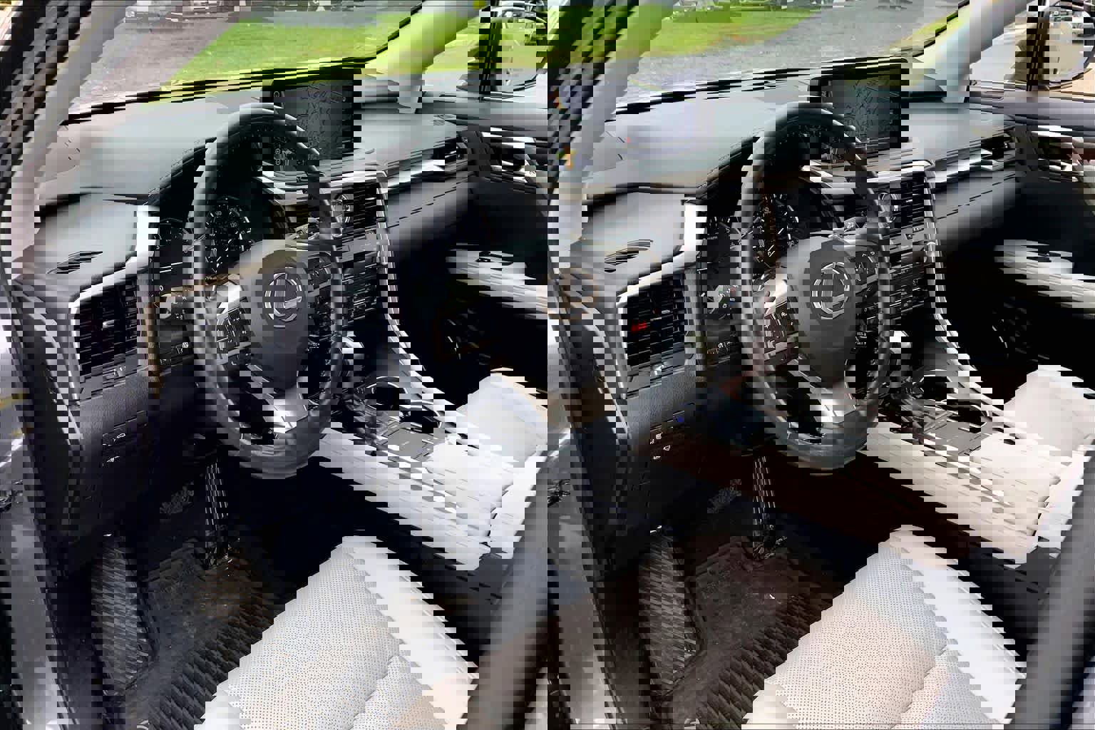 Used 2021 Lexus RX 350 AWD w/ Premium Package image 18