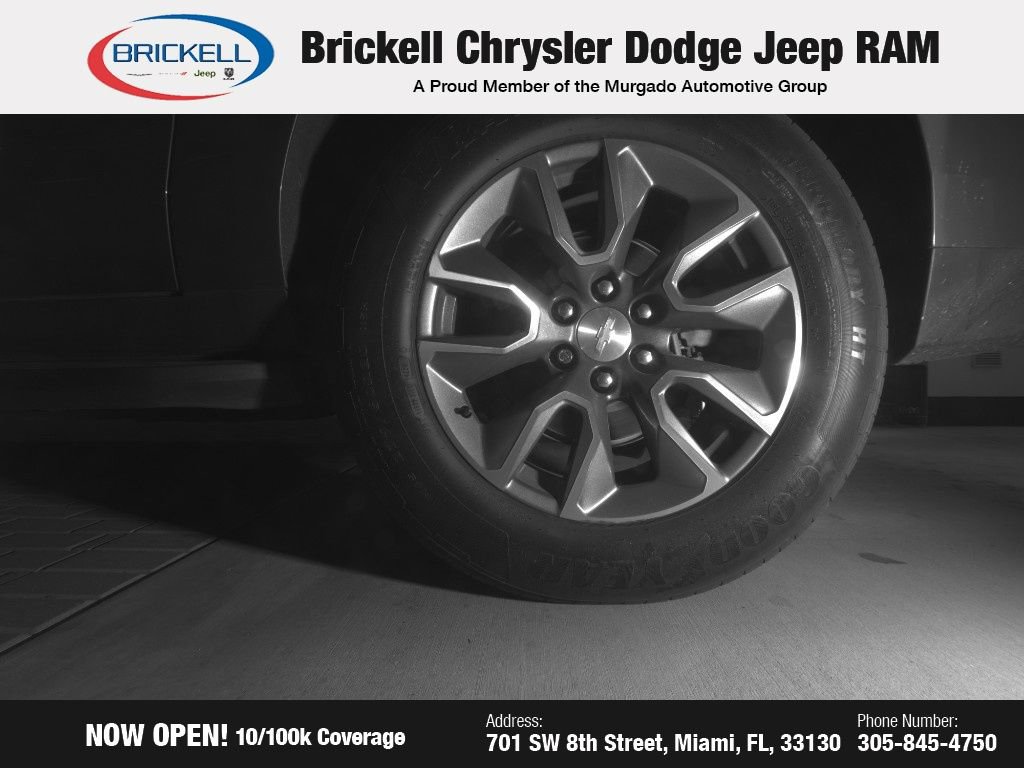 Used 2021 Chevrolet Suburban LT w/ LT Signature Package image 23