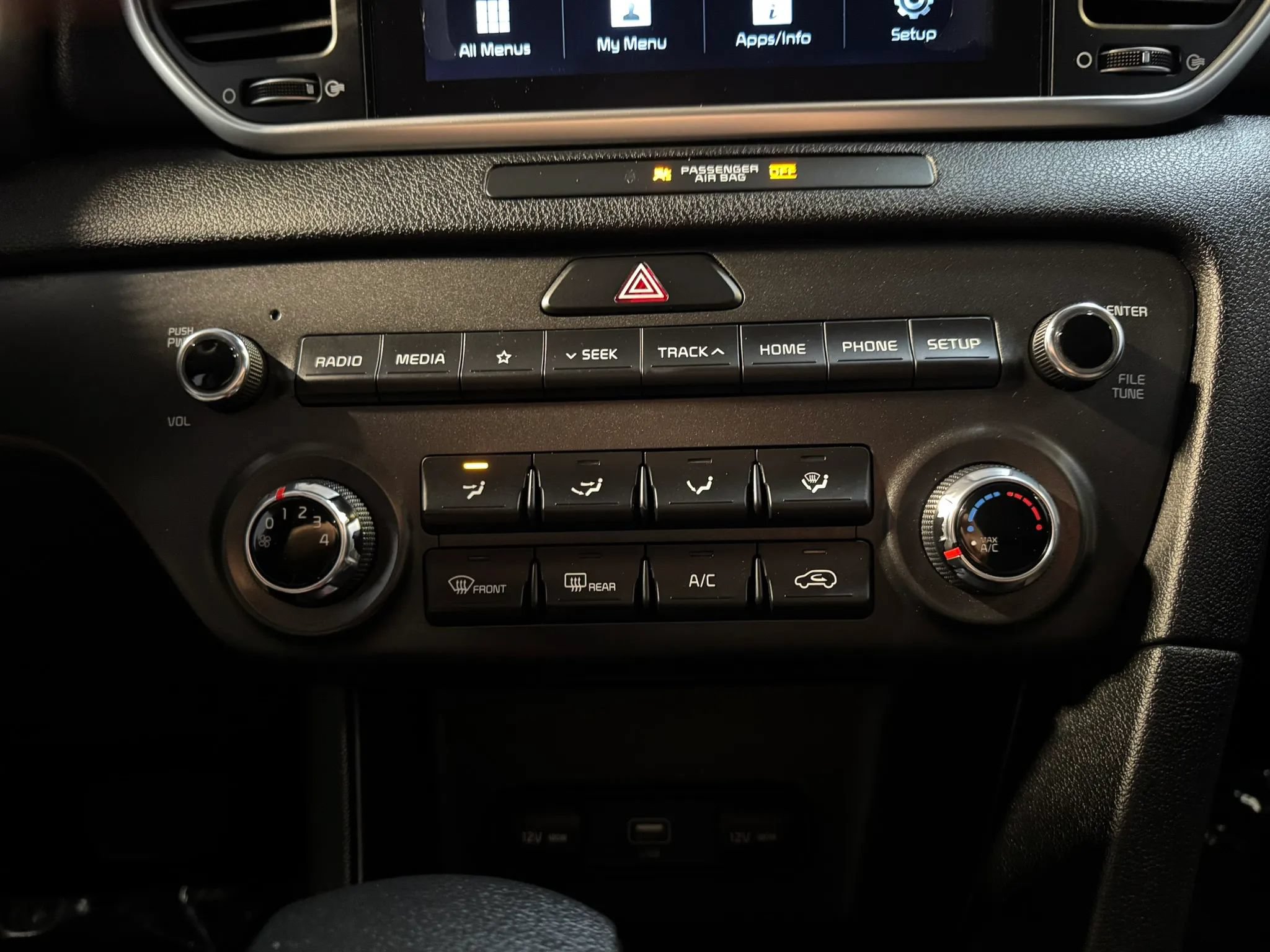 Used 2020 Kia Sportage LX AWD/4WD image 15