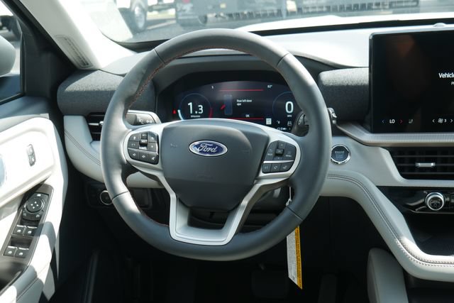 New 2026 Ford Explorer Active w/ Active Comfort Package AWD/4WD image 18