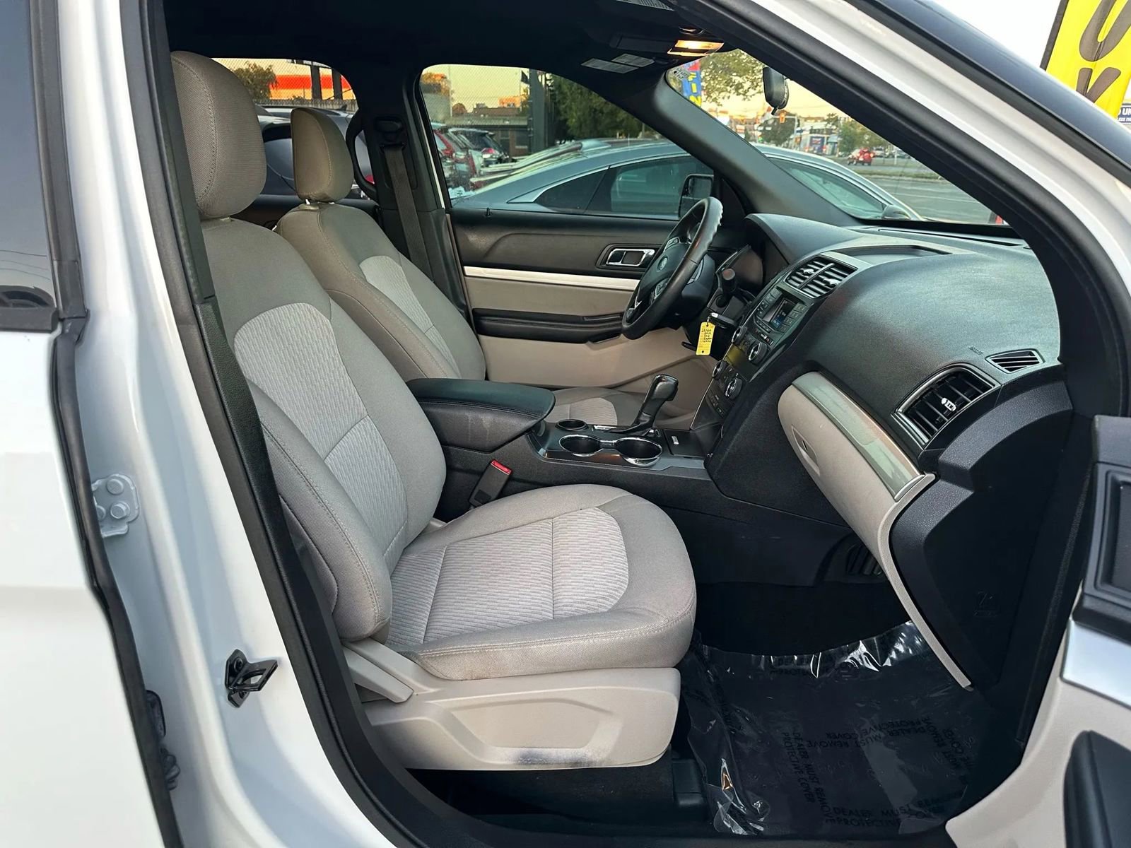 Used 2019 Ford Explorer FWD image 7