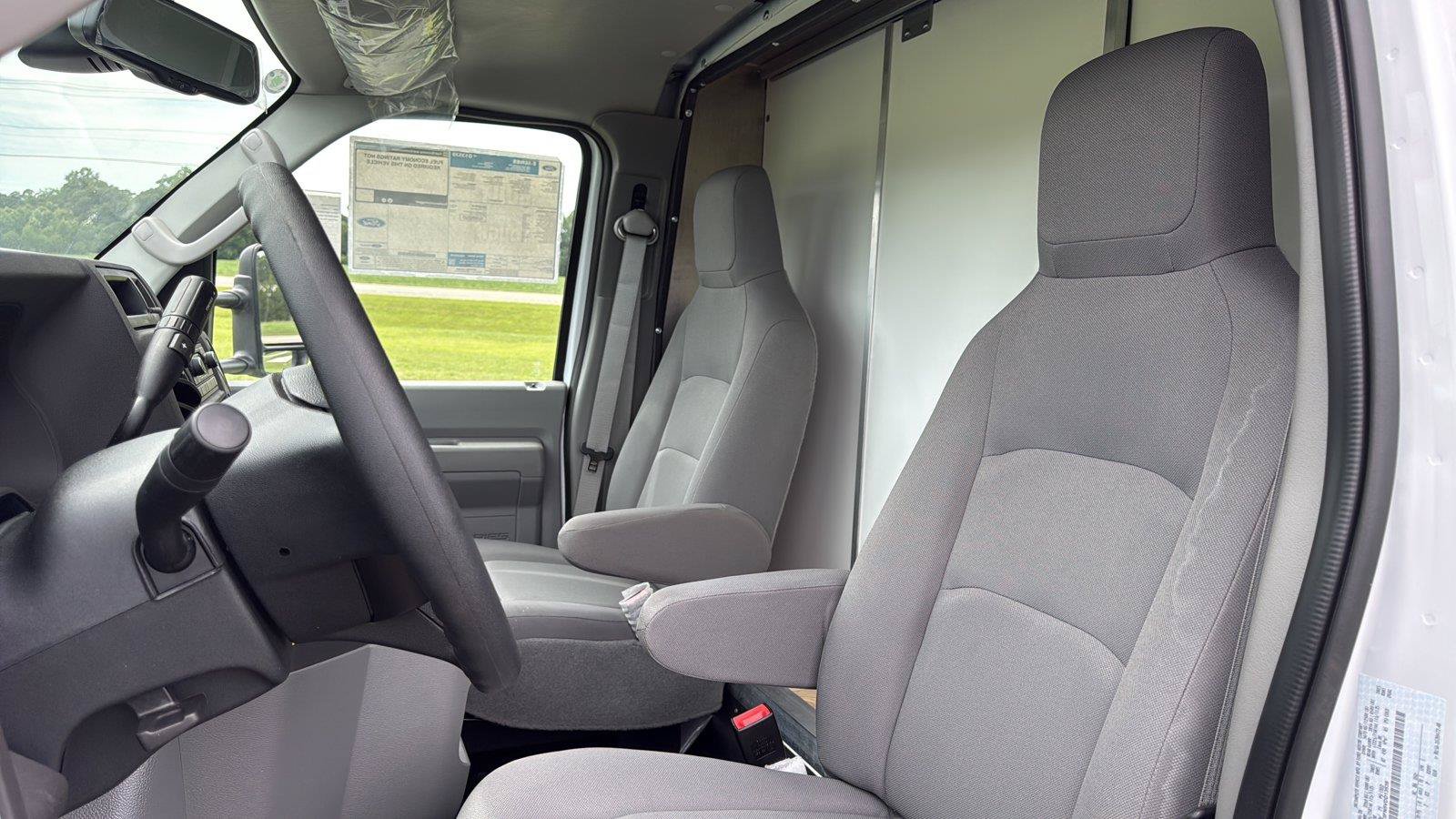 New 2027 Ford E-350 and Econoline 350 Super Duty w/ Power Equipment Group RWD image 12