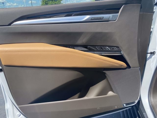 New 2026 Cadillac Escalade Luxury w/ Touring Package RWD image 13