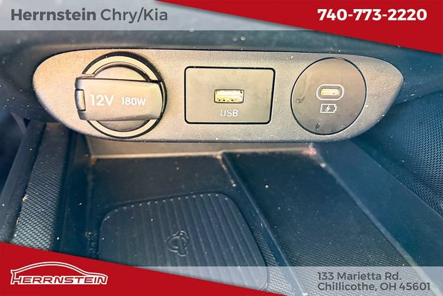 Used 2024 Hyundai Elantra SEL w/ Convenience Package FWD image 20