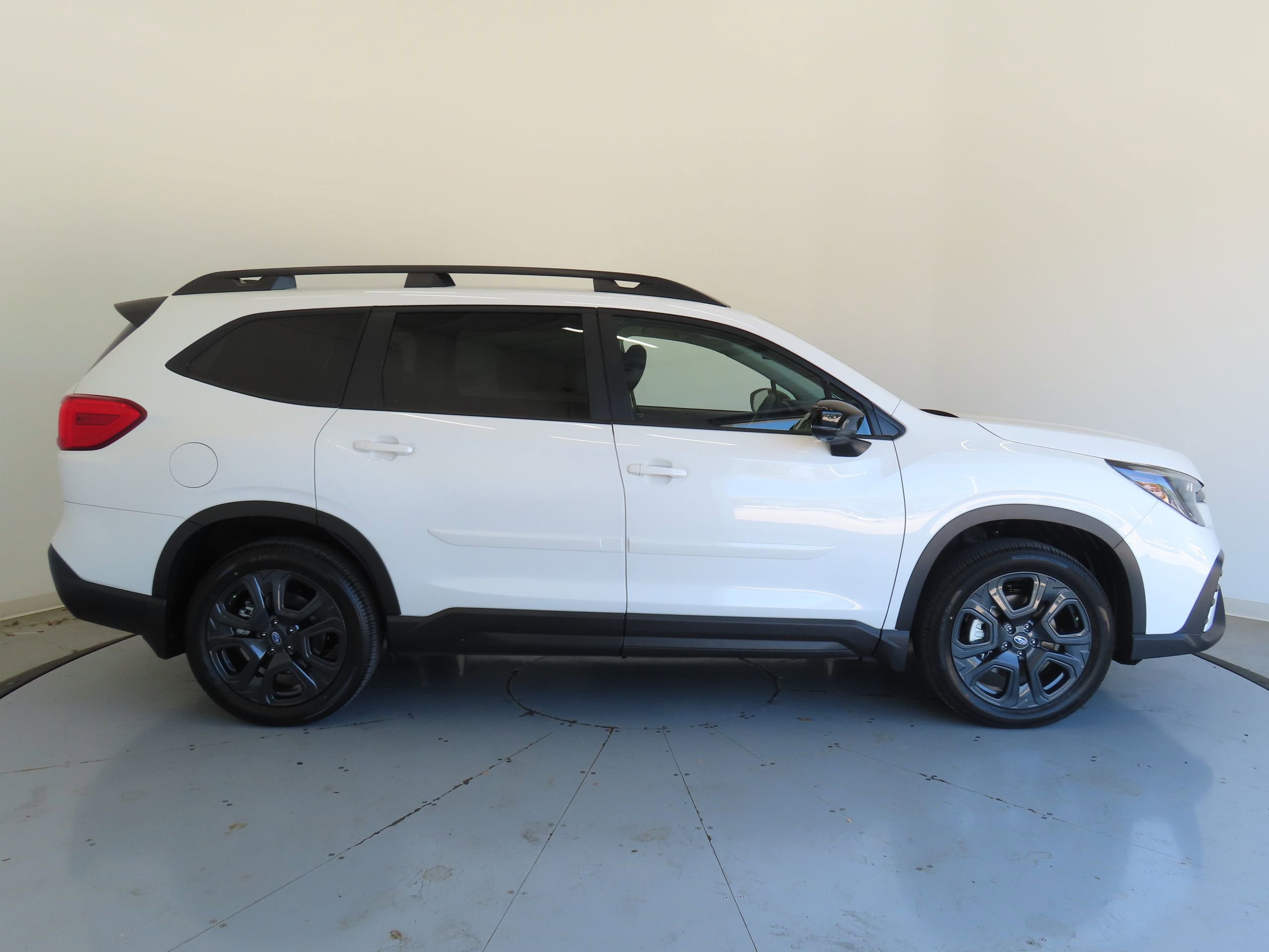 New 2025 Subaru Ascent Bronze Edition image 2