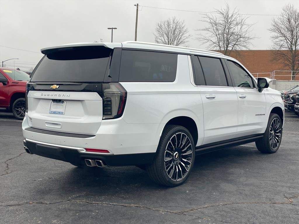 New 2026 Chevrolet Suburban High Country image 7