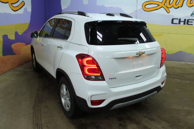 Used 2017 Chevrolet Trax LT w/ Sun & Sound Package FWD image 6