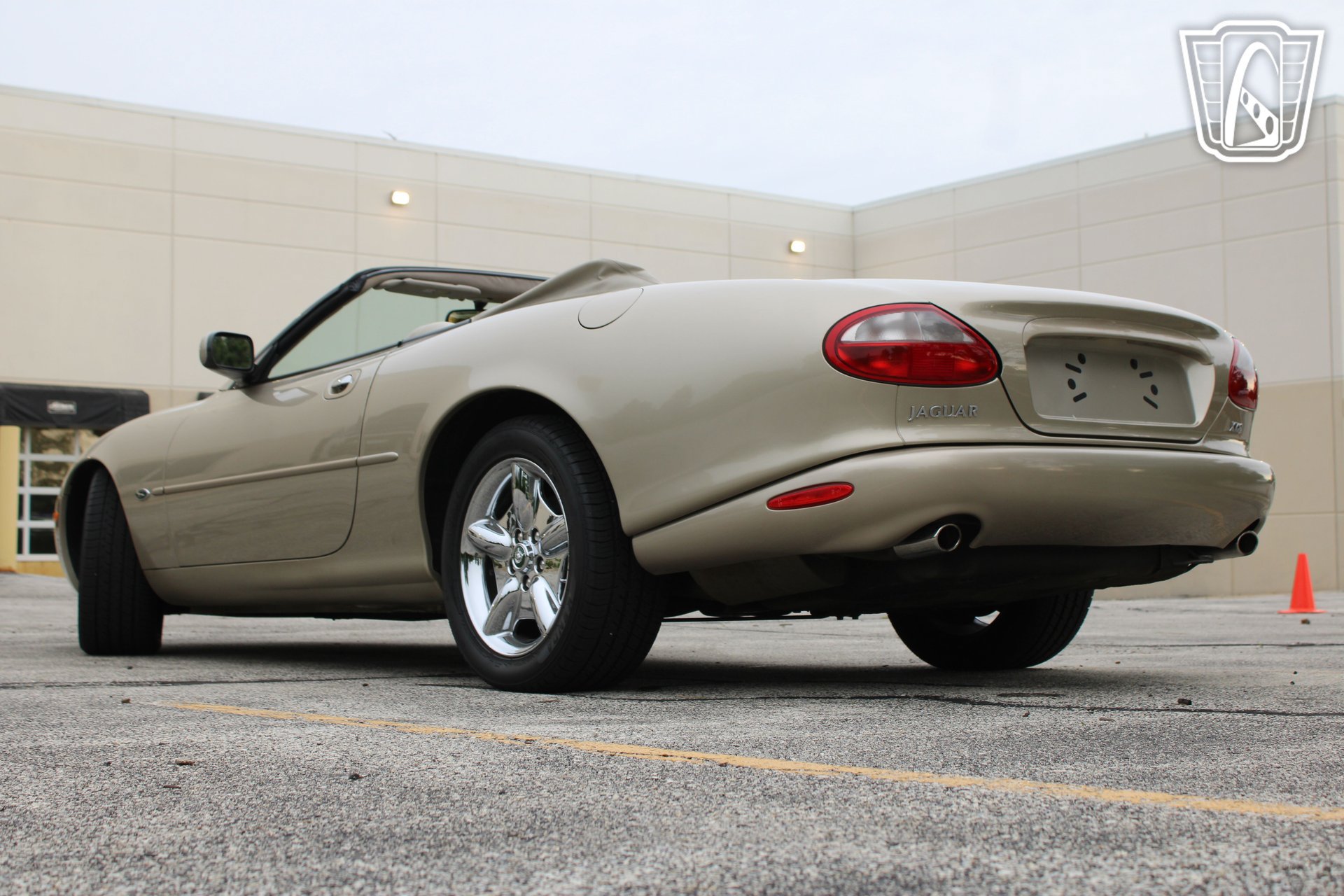 Used 1999 Jaguar XK8 Convertible RWD image 26
