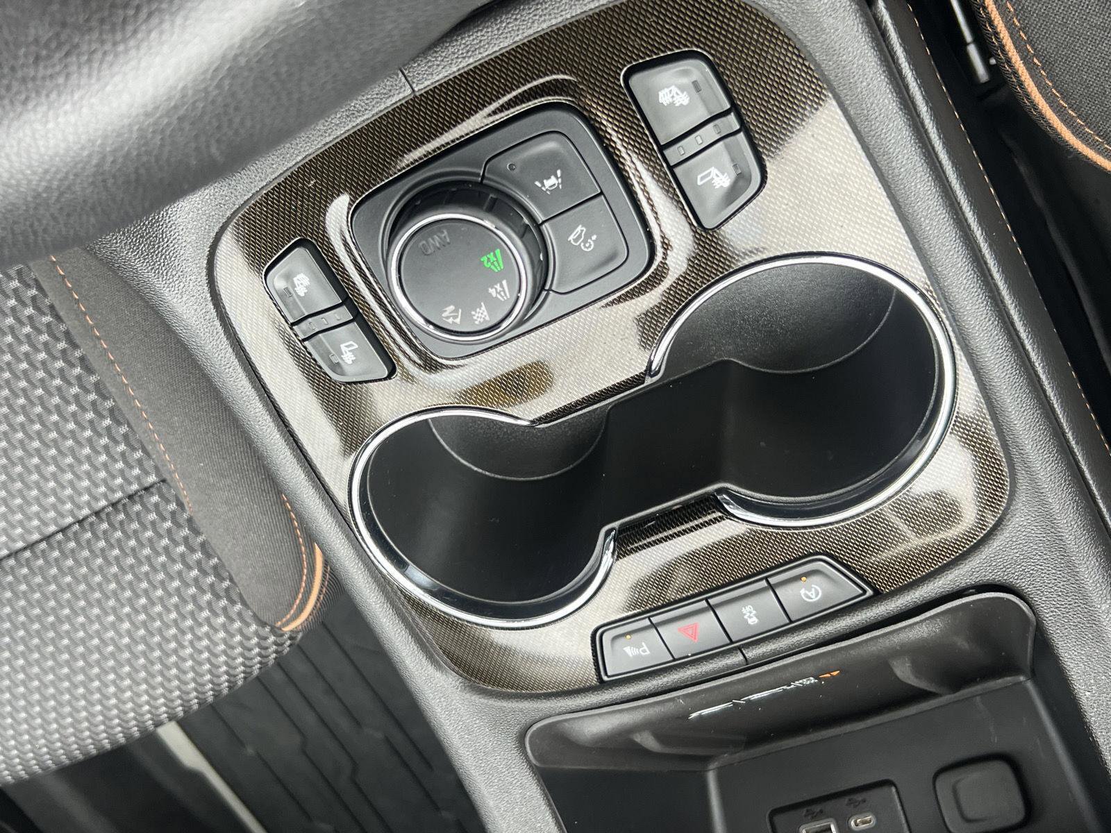 Used 2020 GMC Acadia AT4 w/ Driver Alert Package II image 32