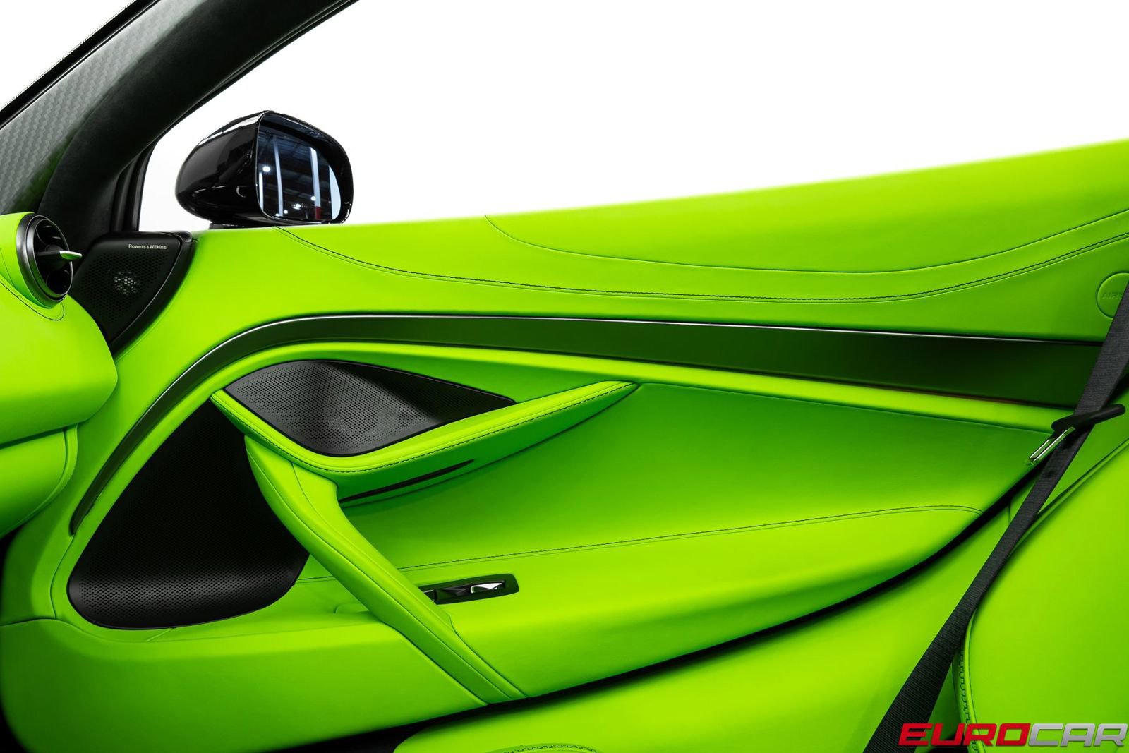 Used 2026 McLaren 750S Spider RWD image 27