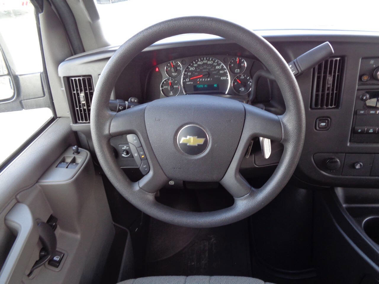 Used 2018 Chevrolet Express 3500 LS RWD image 36