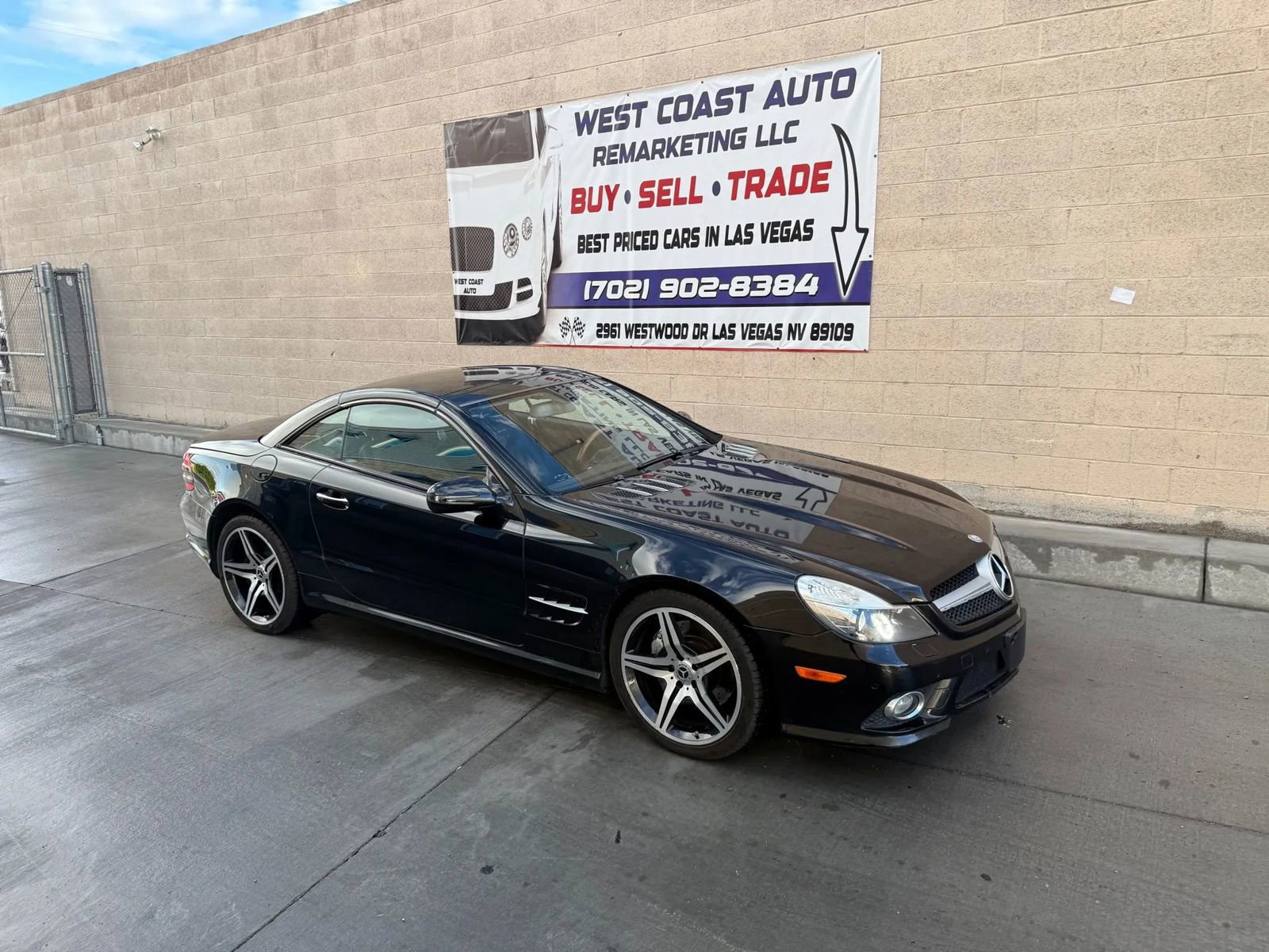Used 2012 Mercedes-Benz SL 550 w/ SL Wheel Pkg image 2