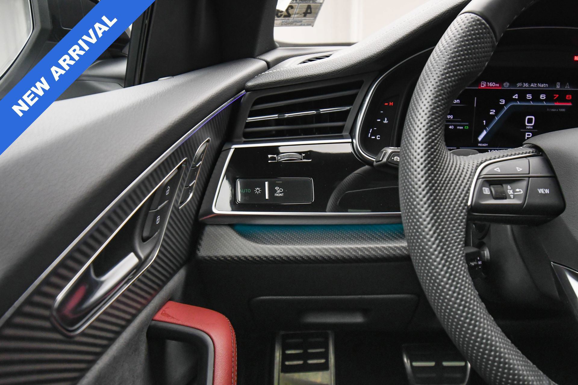 Used 2024 Audi SQ8 Premium Plus w/ Executive Package image 35