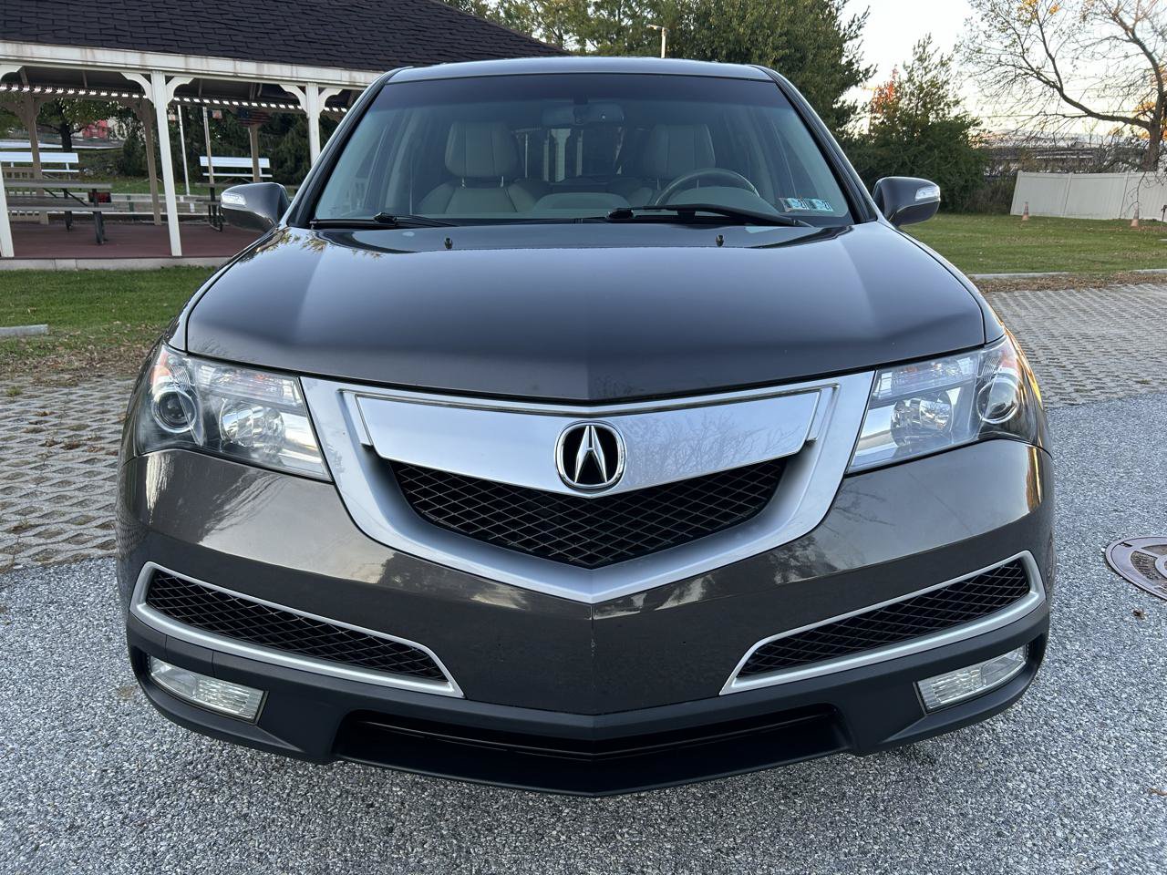 Used 2012 Acura MDX w/ Technology Package AWD/4WD image 2