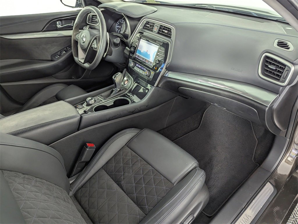 Used 2016 Nissan Maxima SR image 35