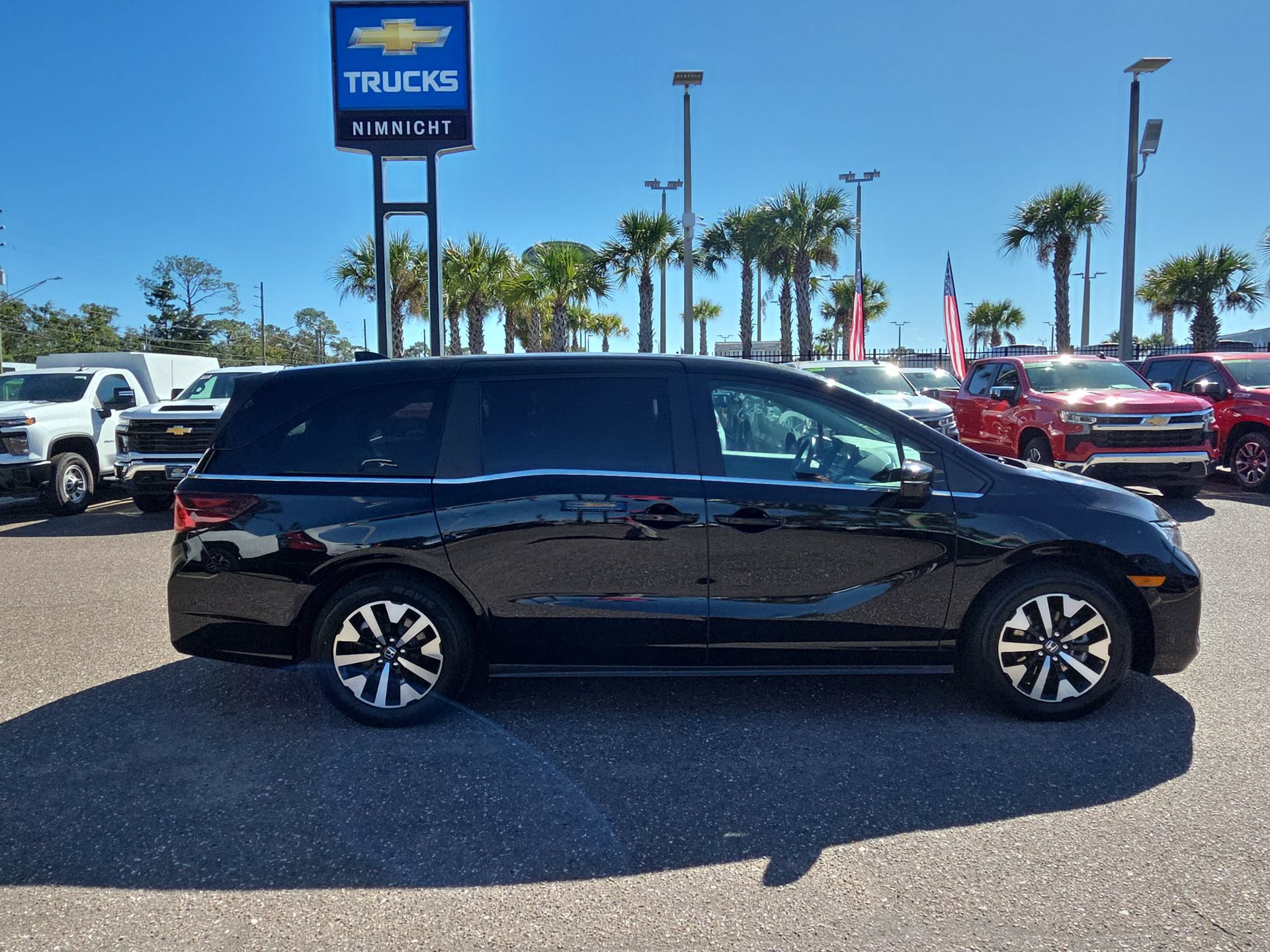 Used 2025 Honda Odyssey EX-L image 17