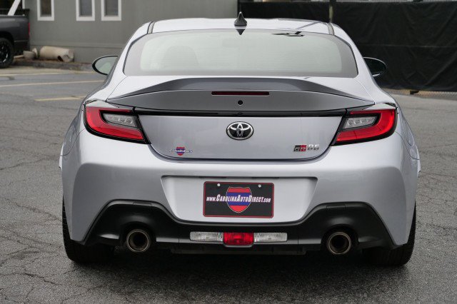 Used 2024 Toyota GR86 Premium RWD image 8