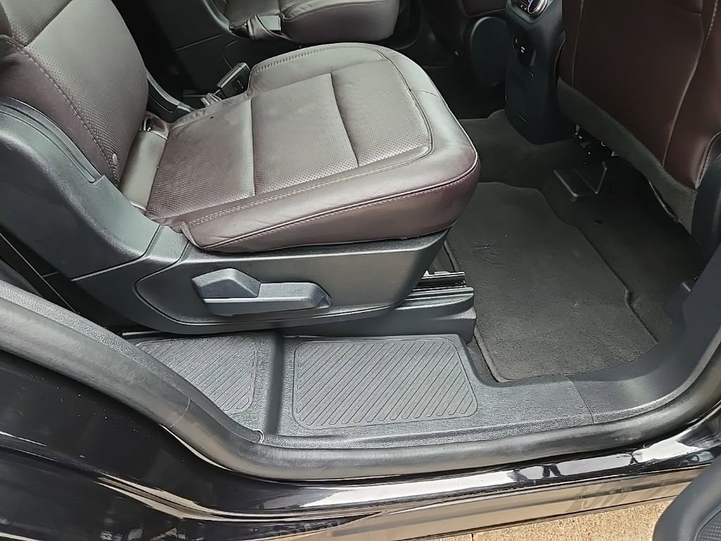 Used 2025 Ford Explorer Platinum w/ LUX Leather Package AWD/4WD image 78