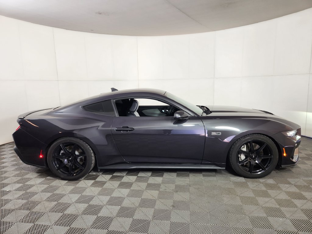 Used 2024 Ford Mustang GT RWD image 8