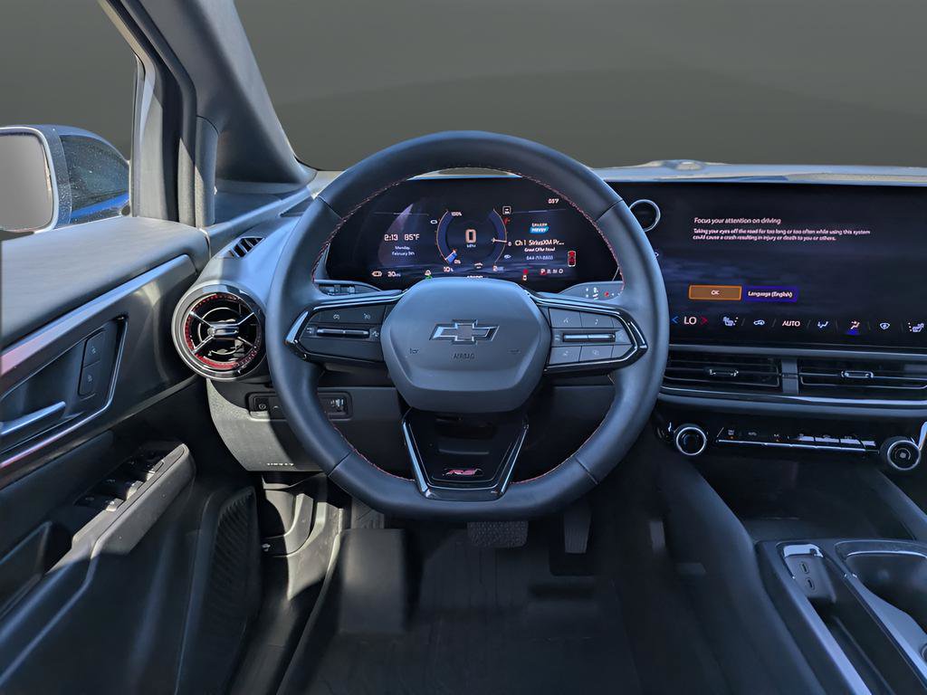 Used 2025 Chevrolet Equinox EV RS FWD image 16