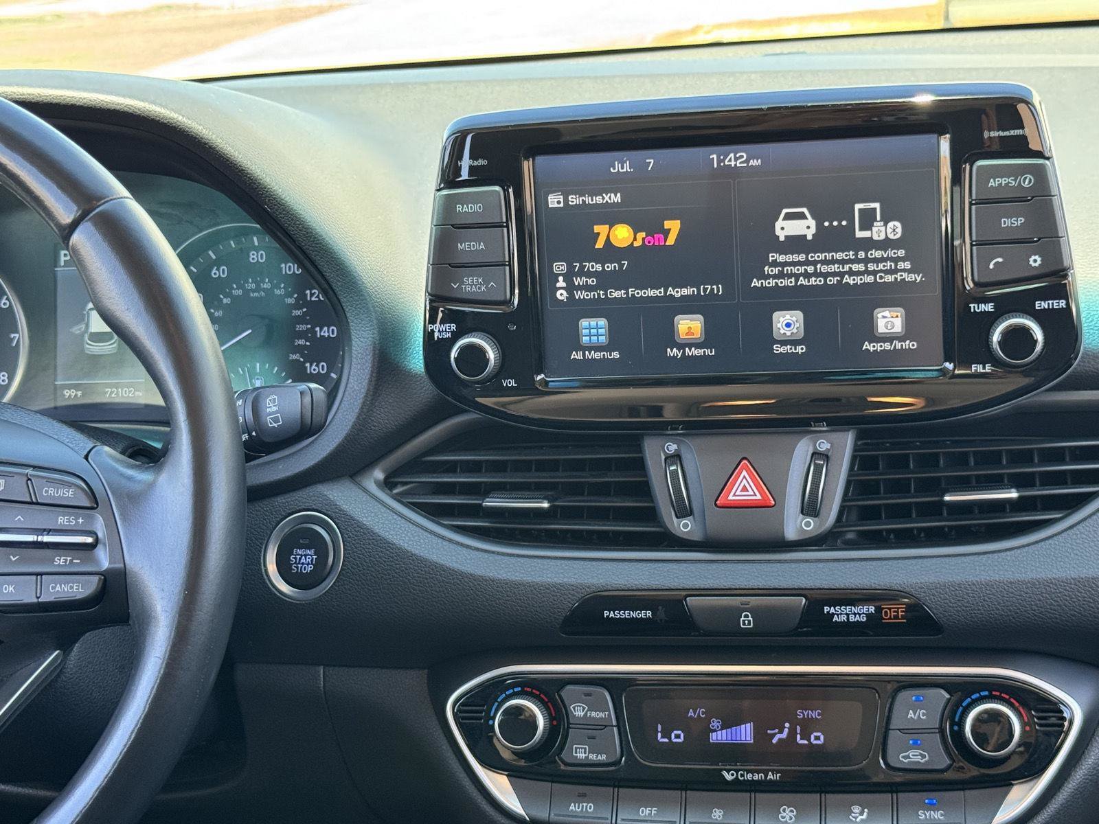 Used 2020 Hyundai Elantra GT w/ Style Package 02 FWD image 18