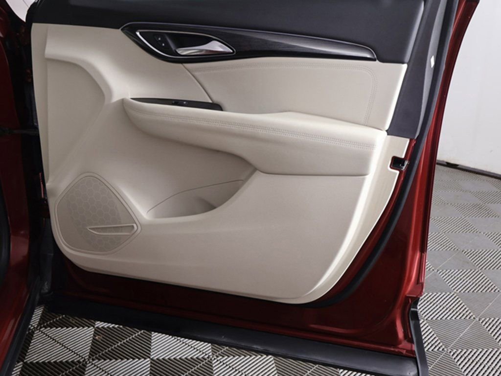 Used 2023 Buick Envision Preferred image 19