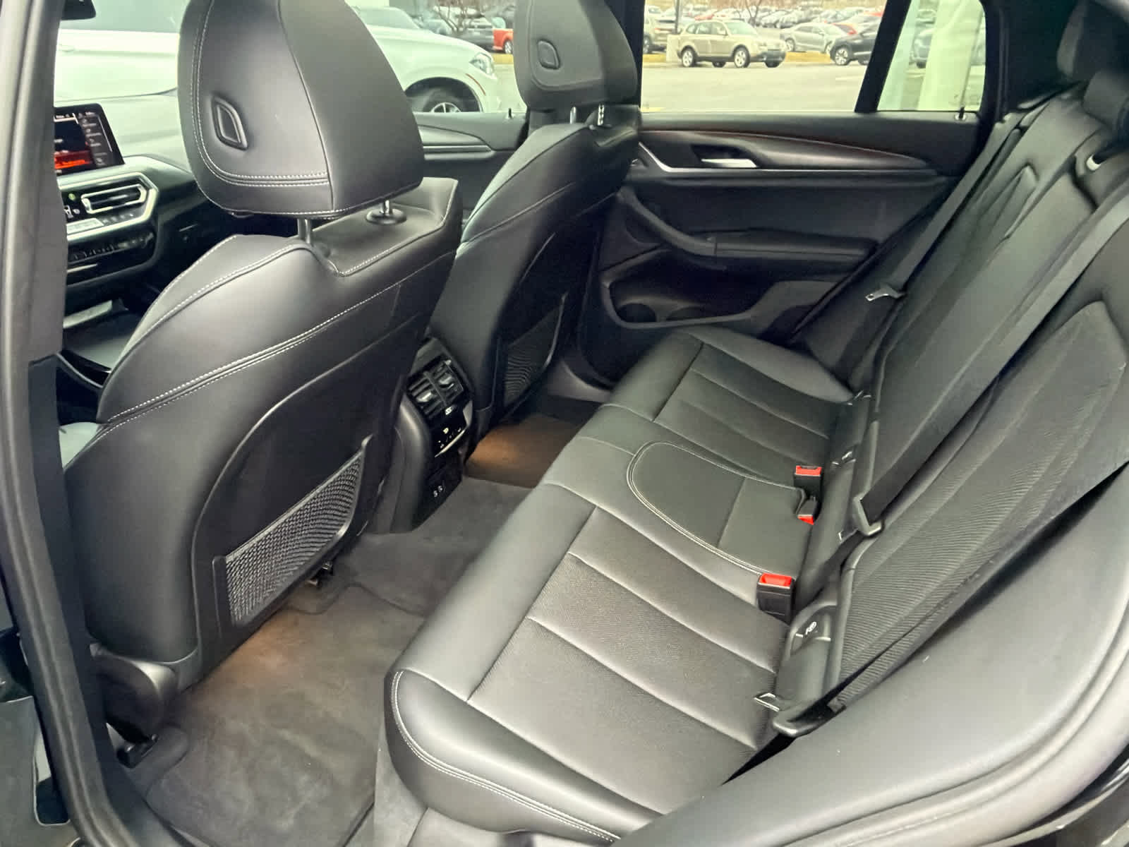 Certified 2023 BMW X4 xDrive30i w/ M Sport Package AWD/4WD image 17