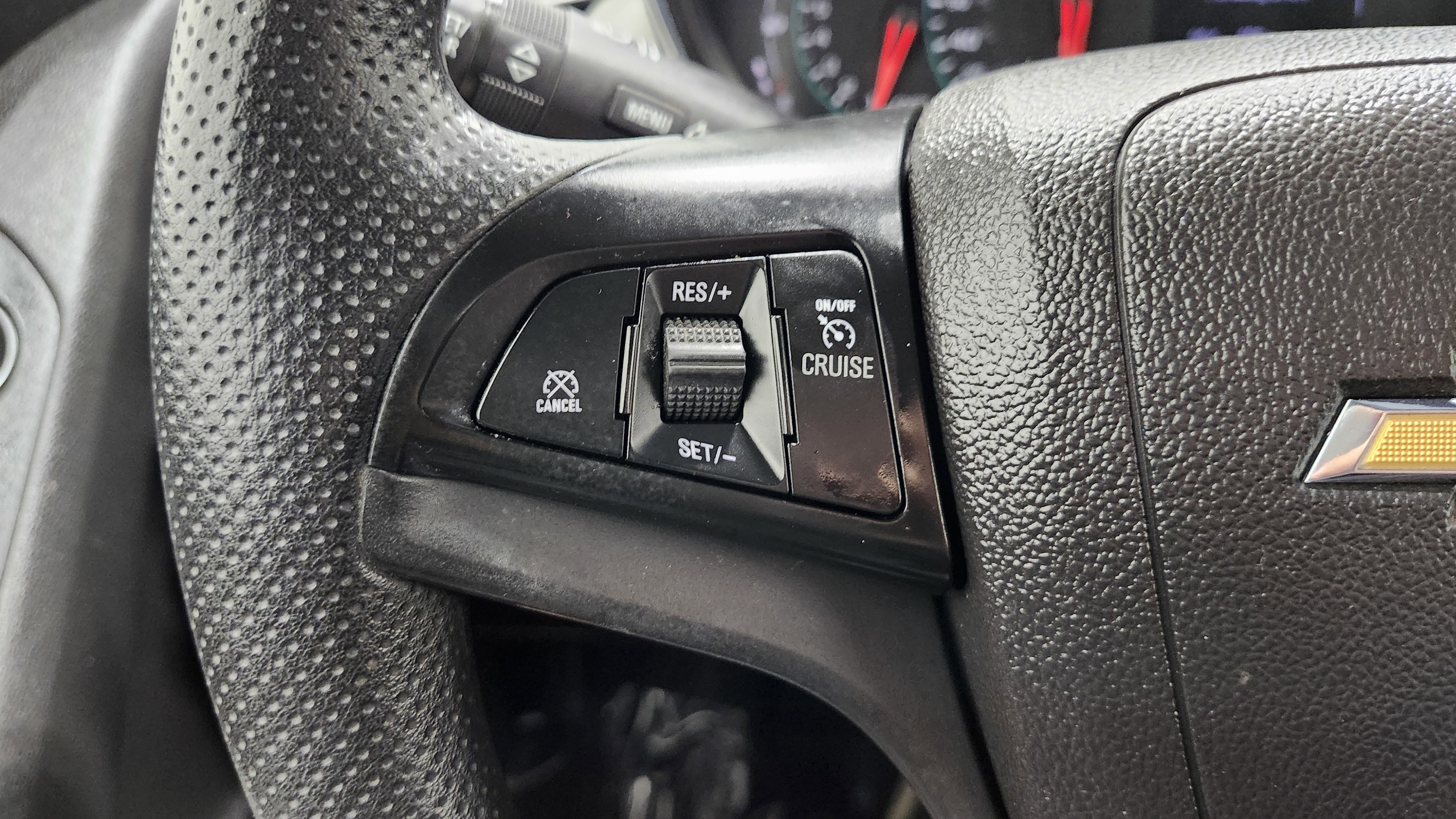 Used 2020 Chevrolet Trax LT image 32