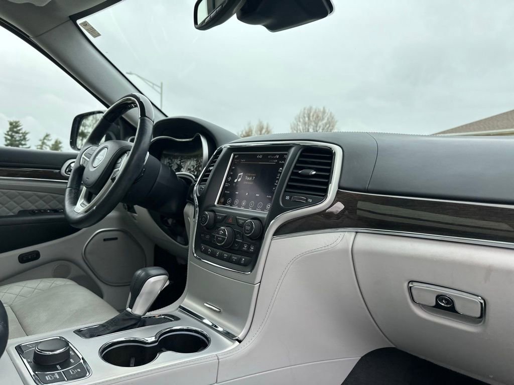 Used 2018 Jeep Grand Cherokee Summit image 26