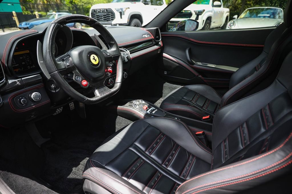 Certified 2011 Ferrari 458 Italia Coupe RWD image 38