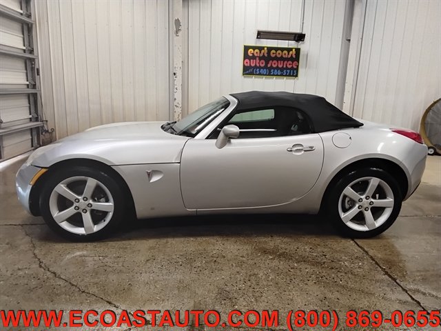 Used 2006 Pontiac Solstice Convertible w/ Convenience Package RWD image 5