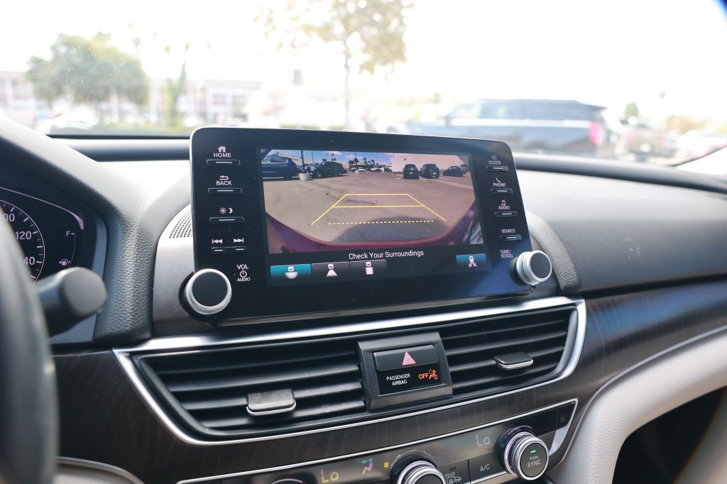 Used 2018 Honda Accord EX-L image 26
