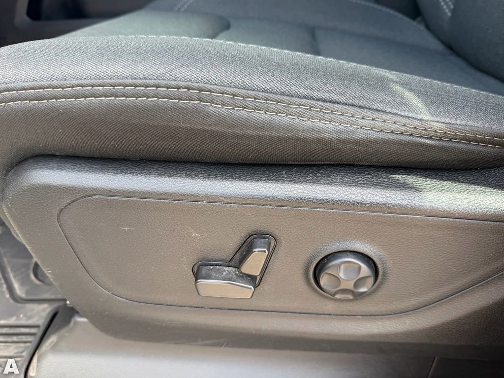 Used 2021 RAM 1500 Big Horn RWD image 22