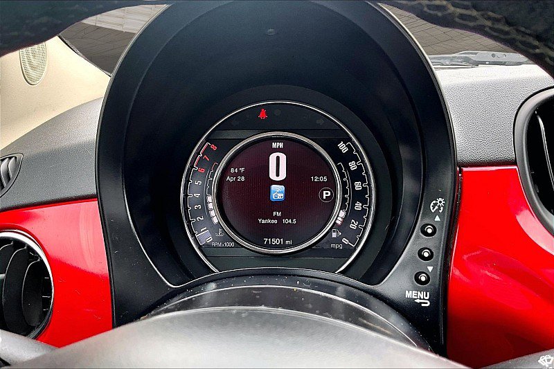 Used 2017 FIAT 500 Pop w/ Red Roof & Mirror Cap Package FWD image 20